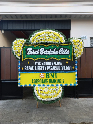 Papan Bunga Duka di Surya Bahari